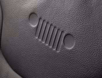 Interior 2025–26 Jeep Renegade Sahara T270 [Latam] (BU) '2024–26