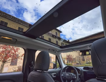 Interior Jeep Renegade Summit e-Hybrid [EU-spec] (BU) '2024–25