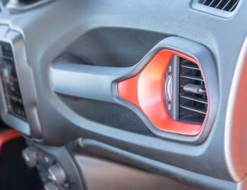 Interior 2019–23 Jeep Renegade Trailhawk [North America] (BU) '2018–23