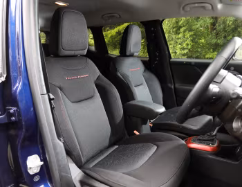 Interior Jeep Renegade Trailhawk [Japan] (BU) '2019–pr.