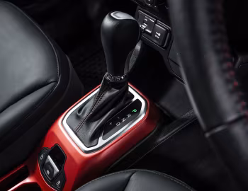 Interior Jeep Renegade Trailhawk [UK-spec] (BU) '2018–20