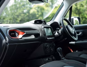 Interior Jeep Renegade Trailhawk [Japan] (BU) '2019–pr.