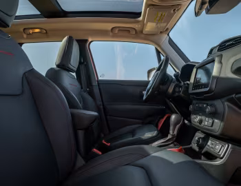 Interior 2019–23 Jeep Renegade Trailhawk [North America] (BU) '2018–23
