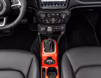 Interior 2019–22 Jeep Renegade Trailhawk [Latam] (BU) '2018–22
