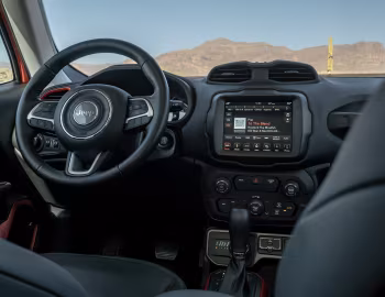 Painel frontal 2019–23 Jeep Renegade Trailhawk [North America] (BU) '2018–23