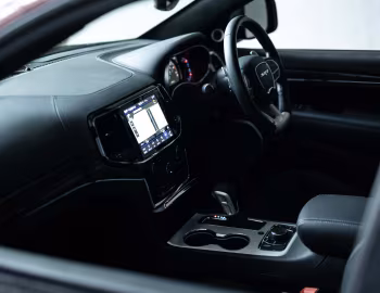 Interior Jeep Grand Cherokee SRT [Japan] (WK2) '2017–21