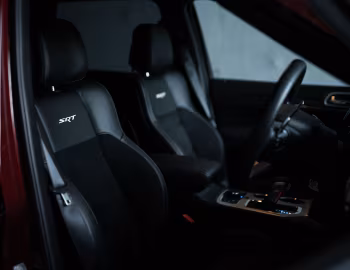Interior Jeep Grand Cherokee SRT [Japan] (WK2) '2017–21