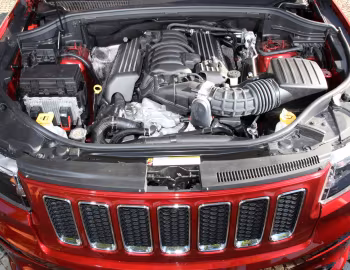 Sob o capô Jeep Grand Cherokee SRT8 [Worldwide] (WK2) '2012–13
