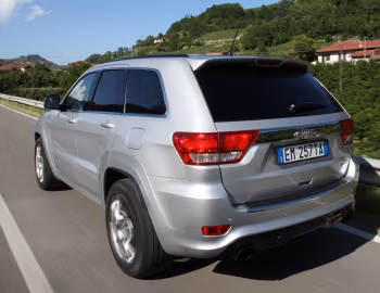Jeep Grand Cherokee SRT8 [Worldwide] (WK2) '2012–13