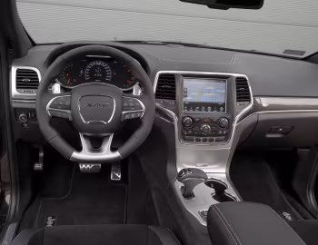 Painel frontal Jeep Grand Cherokee SRT [Worldwide] (WK2) '2013–16