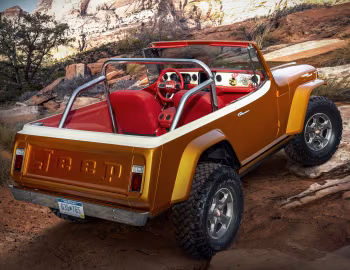 Jeepster Beach (C-101) '03.2021