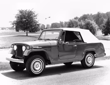 Jeepster Commando Convertible '01.1967–71
