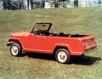 Jeepster Commando Convertible '01.1967–71