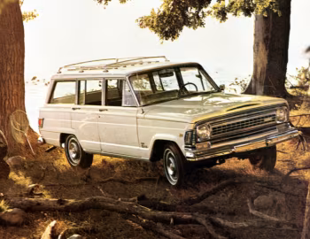 1970–71 Jeep Wagoneer