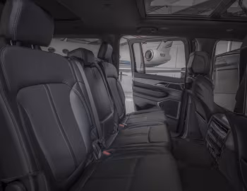 Interior 2023–25 Jeep Wagoneer L Carbide (WS) '2022–25