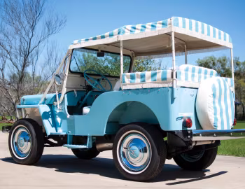 1960 Willys Jeep Gala Surrey (DJ-3A)