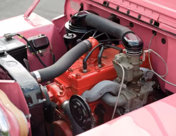 Под капотом 1960 Willys Jeep Gala Surrey (DJ-3A)