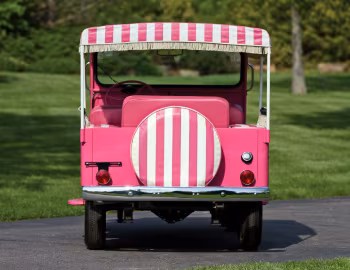 Willys Jeep Surrey (DJ-3A) '1959–64
