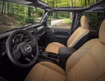 Interior 2020 Jeep Wrangler Unlimited "Black & Tan" (JL) '2019–20