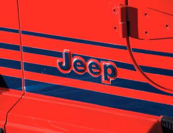 Logotipo Jeep Wrangler Islander (YJ) '1988–93