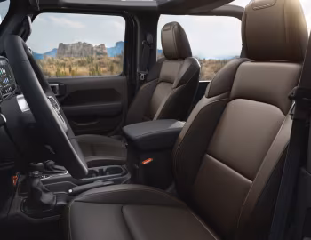 Interior 2027 Jeep Wrangler Laredo (JL) '2026