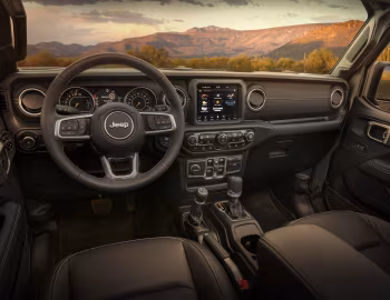 Painel frontal 2018–19 Jeep Wrangler Unlimited "Moab Edition" [North America] (JL) '2018–19
