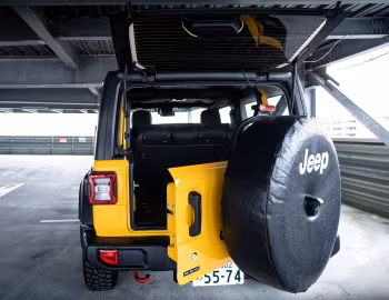 Jeep Wrangler Rubicon [Japan] (JL) '2018–23