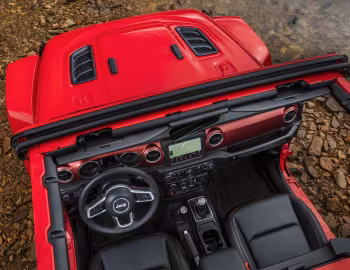 Interior 2018–23 Jeep Wrangler Rubicon [North America] (JL) '2018–23