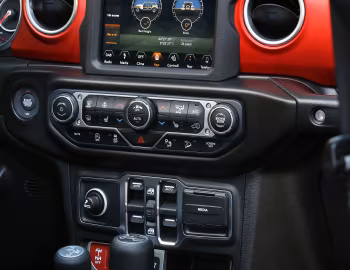 Interior Jeep Wrangler Rubicon [EU-spec] (JL) '2018–21