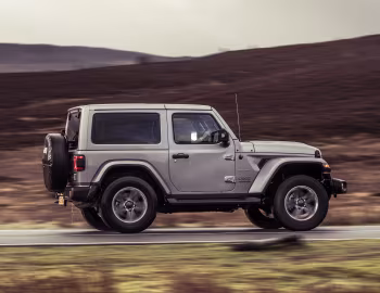 Jeep Wrangler Sahara [UK-spec] (JL) '2019–23