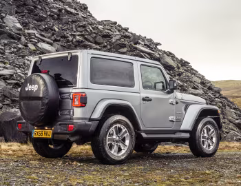 Jeep Wrangler Sahara [UK-spec] (JL) '2019–23