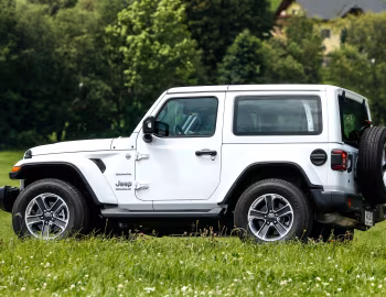 Jeep Wrangler Sahara [UAE] (JL) '2018–23