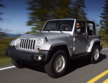 Jeep Wrangler Sahara [Worldwide] (JK) '2010–15