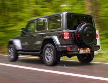 Jeep Wrangler Unlimited 4xe "80th Anniversary" [EU-spec] (JL) '2021