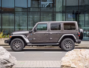 Jeep Wrangler Unlimited 4xe "80th Anniversary" [EU-spec] (JL) '2021