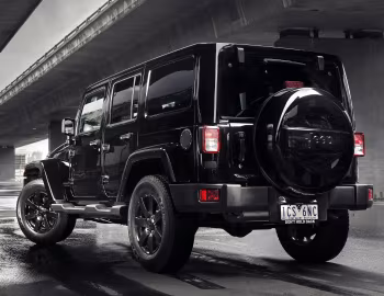 Jeep Wrangler Unlimited "Blackhawk" [Australia] (JK) '2014