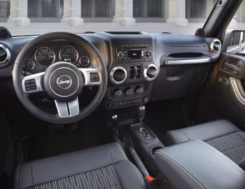 Painel frontal 2012 Jeep Wrangler Unlimited "Freedom" [North America] (JK) '2012