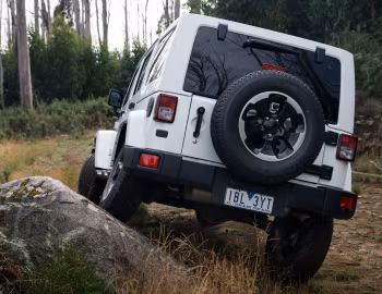 Jeep Wrangler Unlimited "Polar" [Australia] (JK) '2014