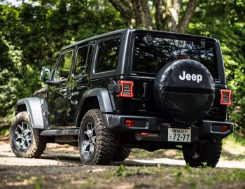 Jeep Wrangler Unlimited Rubicon [Japan] (JL) '2019–23