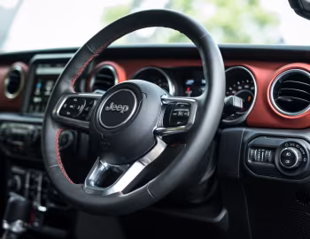 Interior Jeep Wrangler Unlimited Rubicon [Japan] (JL) '2019–23