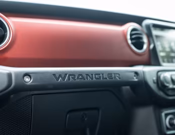 Interior Jeep Wrangler Unlimited Rubicon [Japan] (JL) '2019–23
