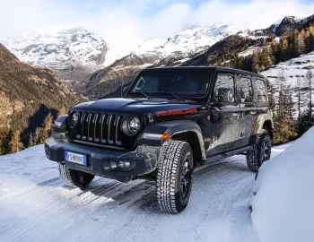 Jeep Wrangler Unlimited Rubicon [EU-spec] (JL) '2018–21