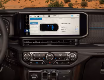 Interior 2024–pr. Jeep Wrangler Unlimited Rubicon 4xe with JPP [North America] (JL) '2023–pr.