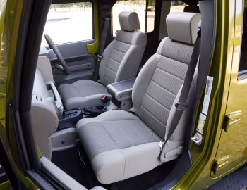 Interior Jeep Wrangler Unlimited Sahara [Japan] '2007–10