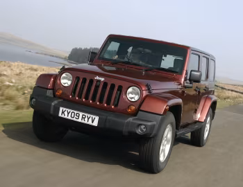 Jeep Wrangler Unlimited Sahara [UK-spec] (JK) '2007–10