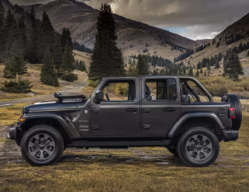 2018–23 Jeep Wrangler Unlimited Sahara [North America] (JL) '2018–23