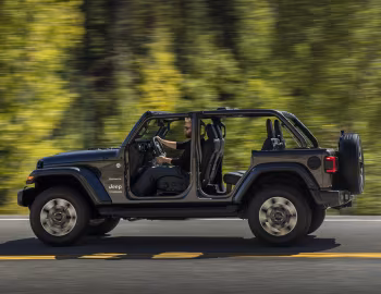 2018–23 Jeep Wrangler Unlimited Sahara [North America] (JL) '2018–23