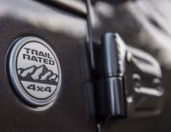 2018–23 Jeep Wrangler Unlimited Sahara [North America] (JL) '2018–23
