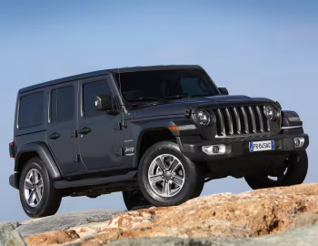 Jeep Wrangler Unlimited Sahara [EU-spec] (JL) '2018–21