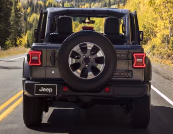 2018–23 Jeep Wrangler Unlimited Sahara [North America] (JL) '2018–23